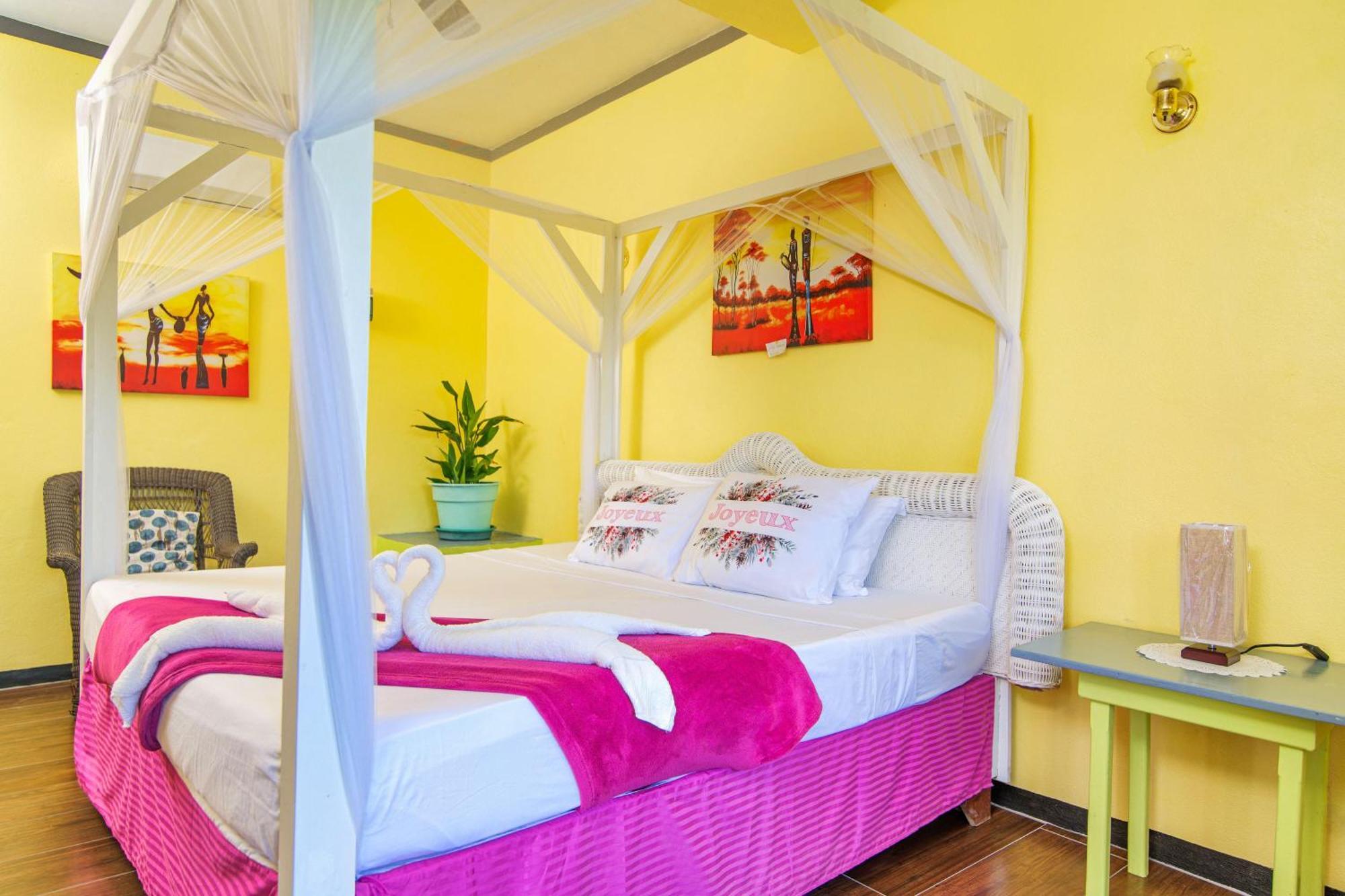 Tropical Paradise View Anse La Raye エクステリア 写真