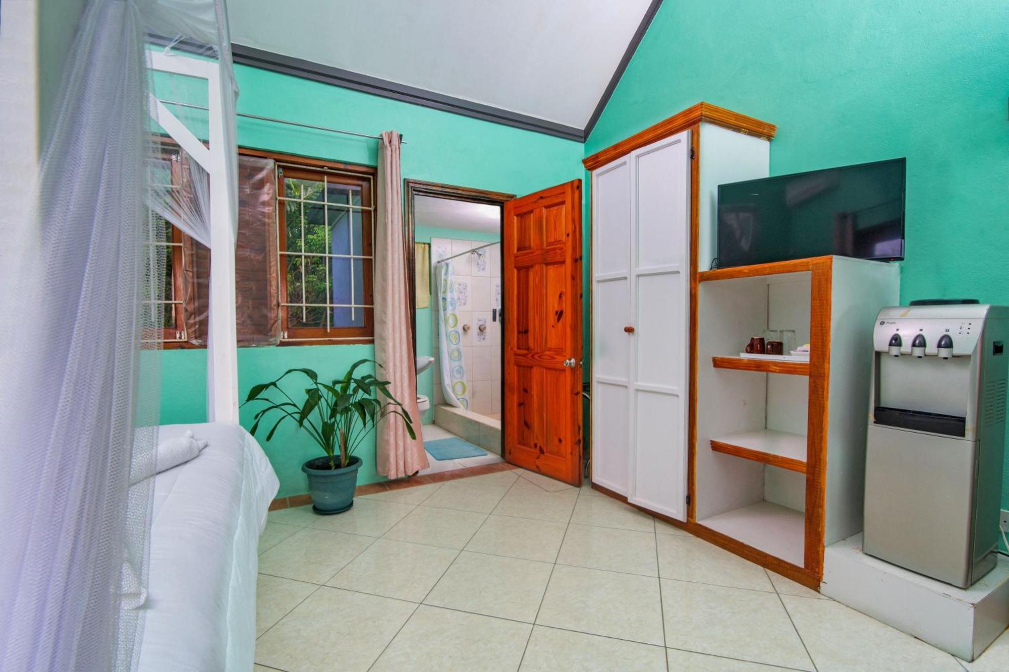 Tropical Paradise View Anse La Raye エクステリア 写真