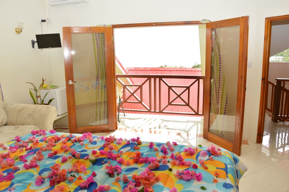 Tropical Paradise View Anse La Raye エクステリア 写真